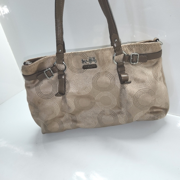 MADISON DOTTED OP ART CARRYALL (COACH F16366) - Picture 14 of 16